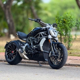 X Diavel