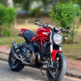 Monster821