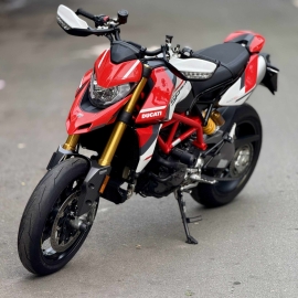 Hyper Motard 950