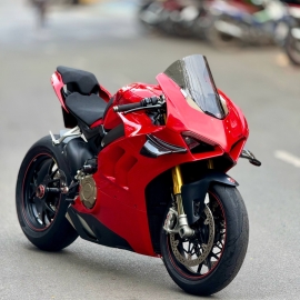 Panigale V4S